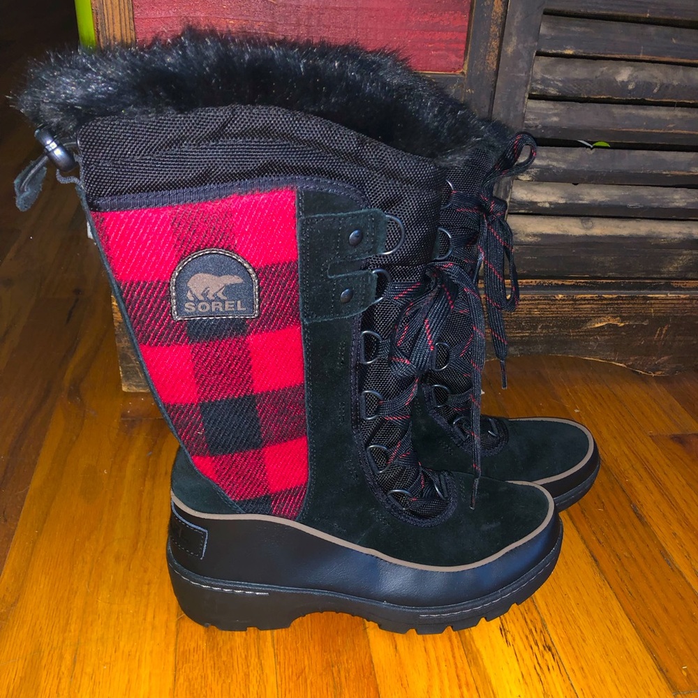 SOREL WOMEN’S TIVOLI III, Red Flannel